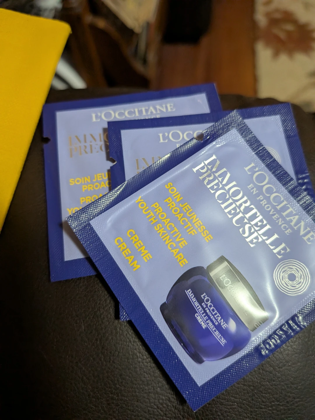 L'Occitane Immortelle Divine Cream & Serum Samples - photo 3