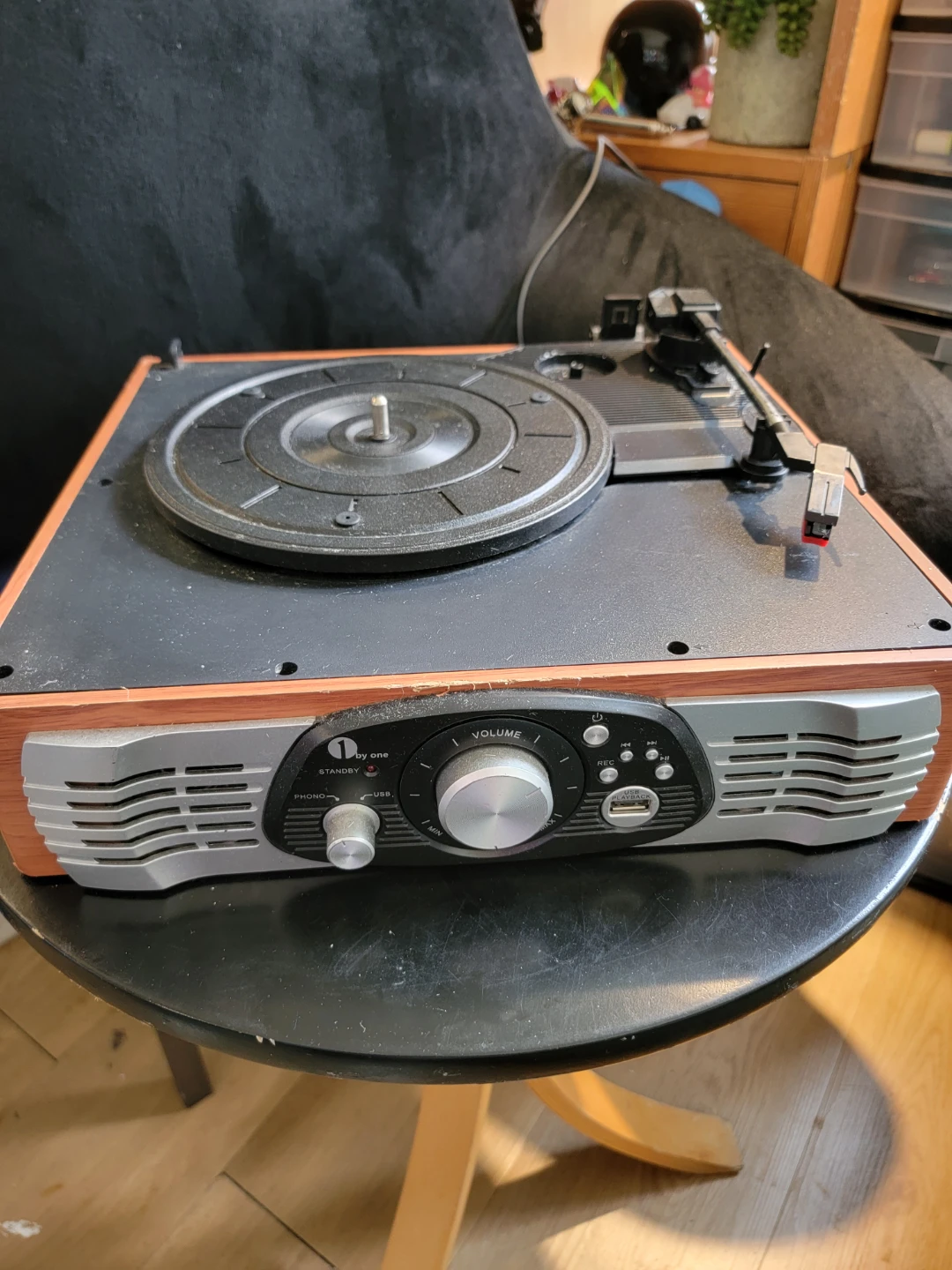 1 by one Turntable Record Player
