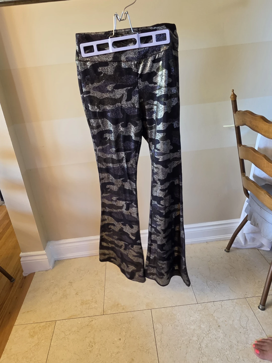 Women's Flare Leggings - Camo Print