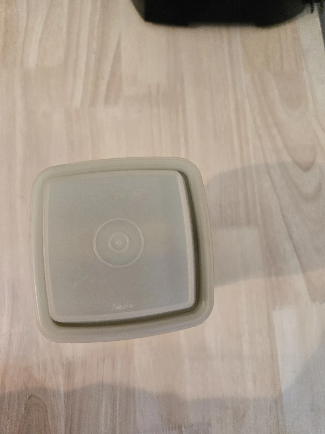 Vintage Pick a Deli Olive/Pickle Tupperware - photo 3