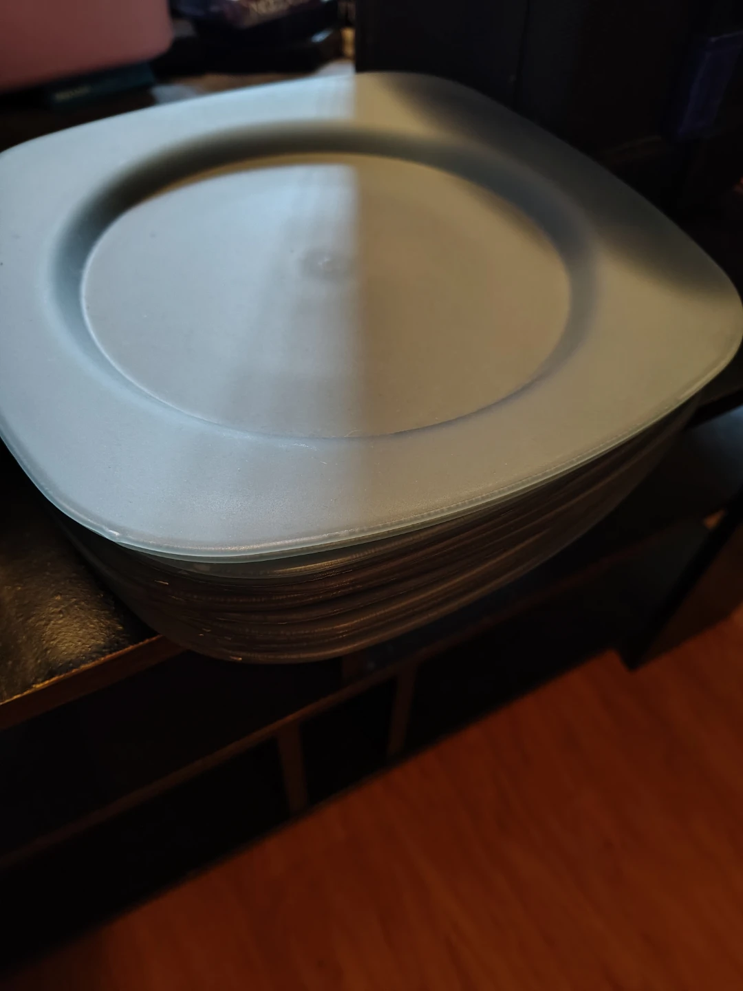 Plastic Plates
