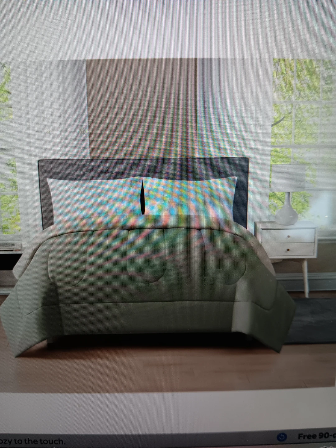 Moving Out sale-  Mainstays green revesible Comforter Twin