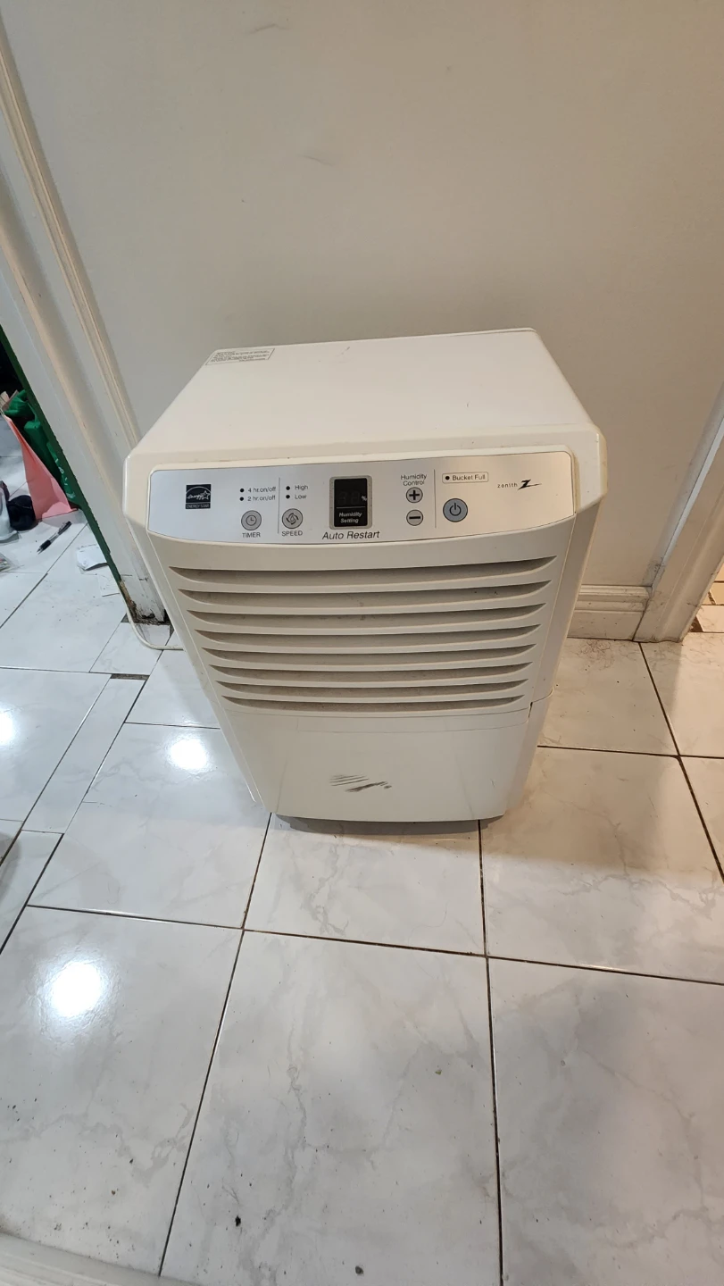 Dehumidifier - photo 2