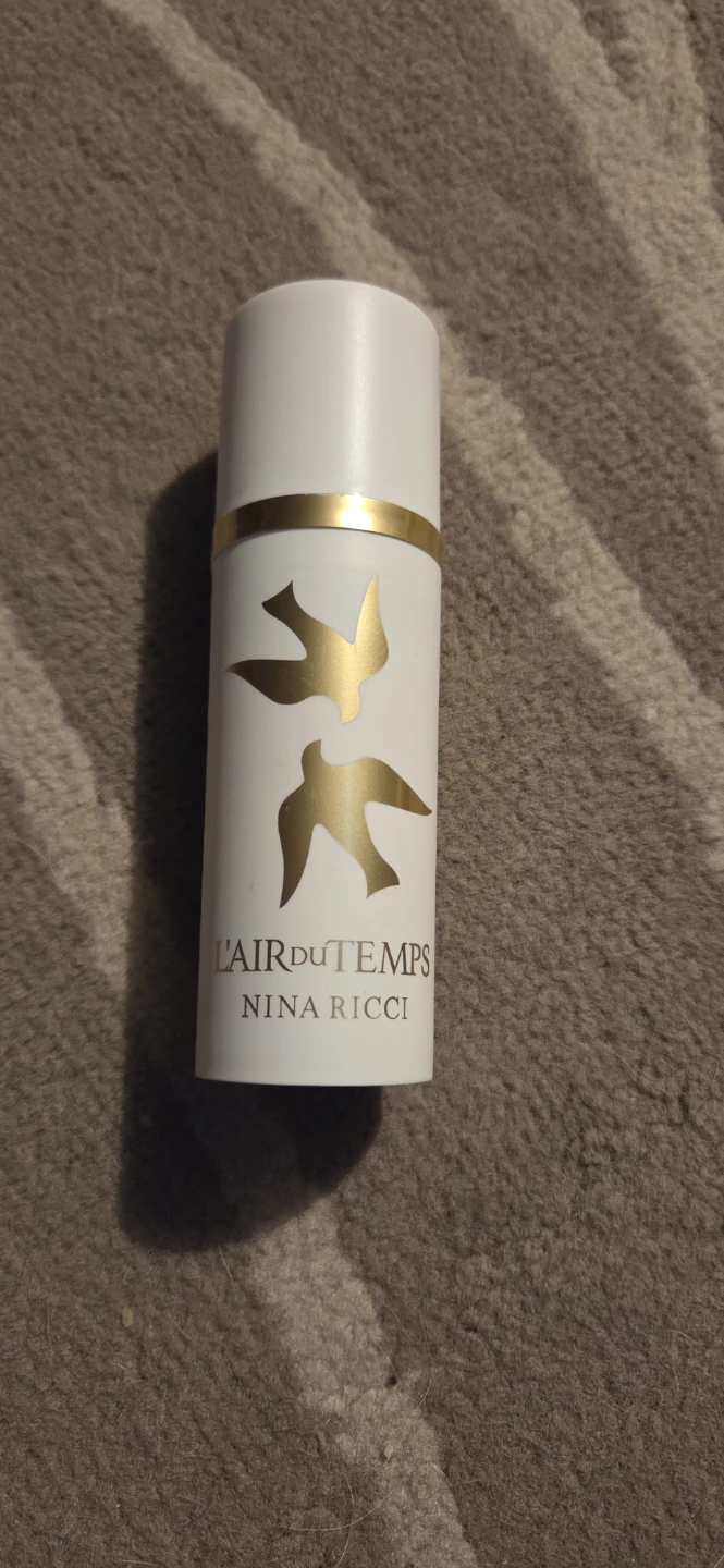 Nina Ricci L'Air du Temps Perfume