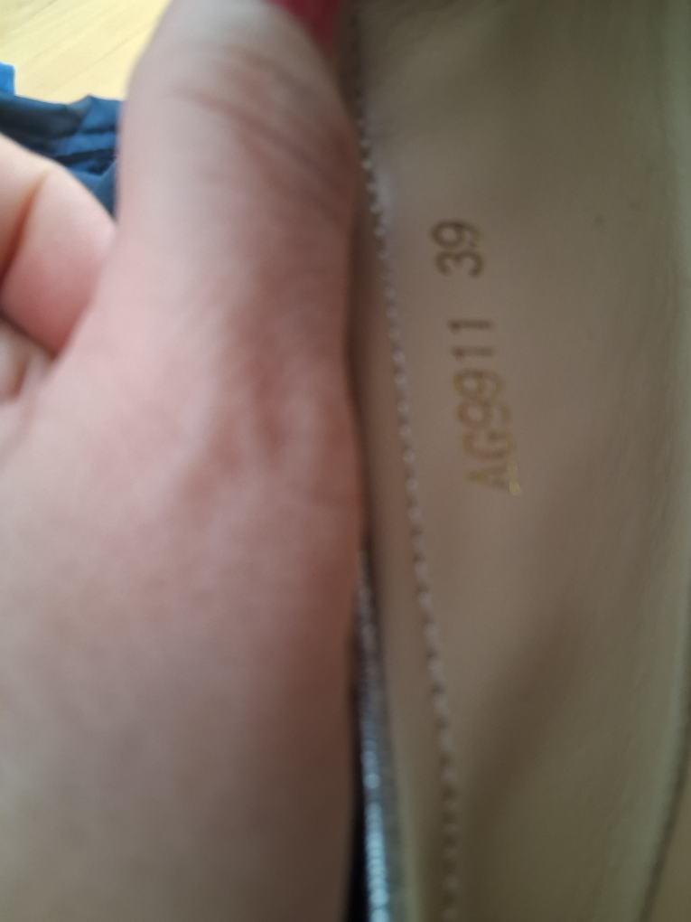 Silver Ballet Flats with Black Toe Cap - Size 39 - photo 5