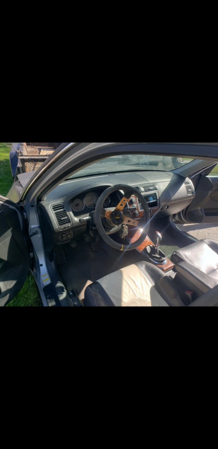 Honda Civic Sedan - photo 2