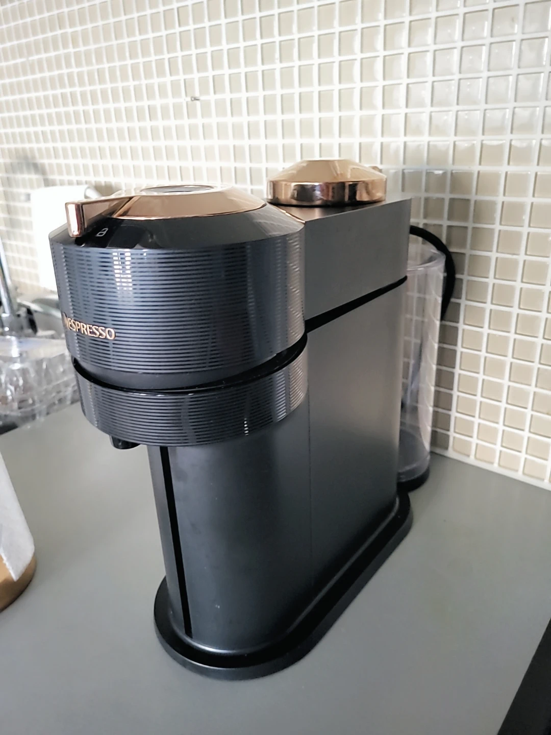 Nespresso VertuoPlus Coffee Machine - photo 2