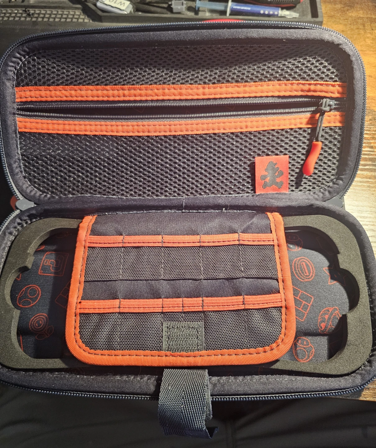 Nintendo Switch Lite Mario Carrying Case And Wheel - photo 3