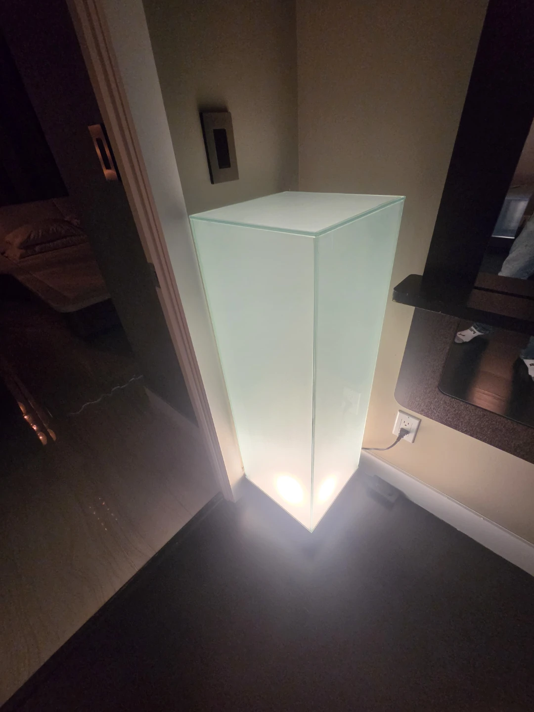 Modern Frosted Glass Coffee Table - photo 3