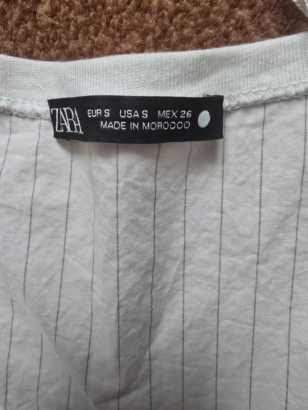 Zara White Pinstripe Button Detail Top Size S - photo 3