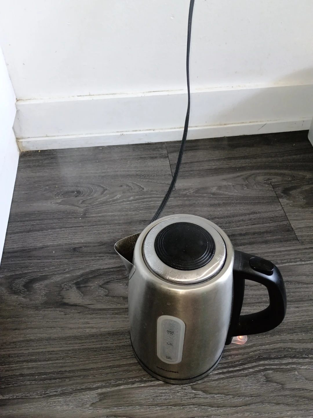 Kalorik Stainless Steel Electric Kettle - photo 3