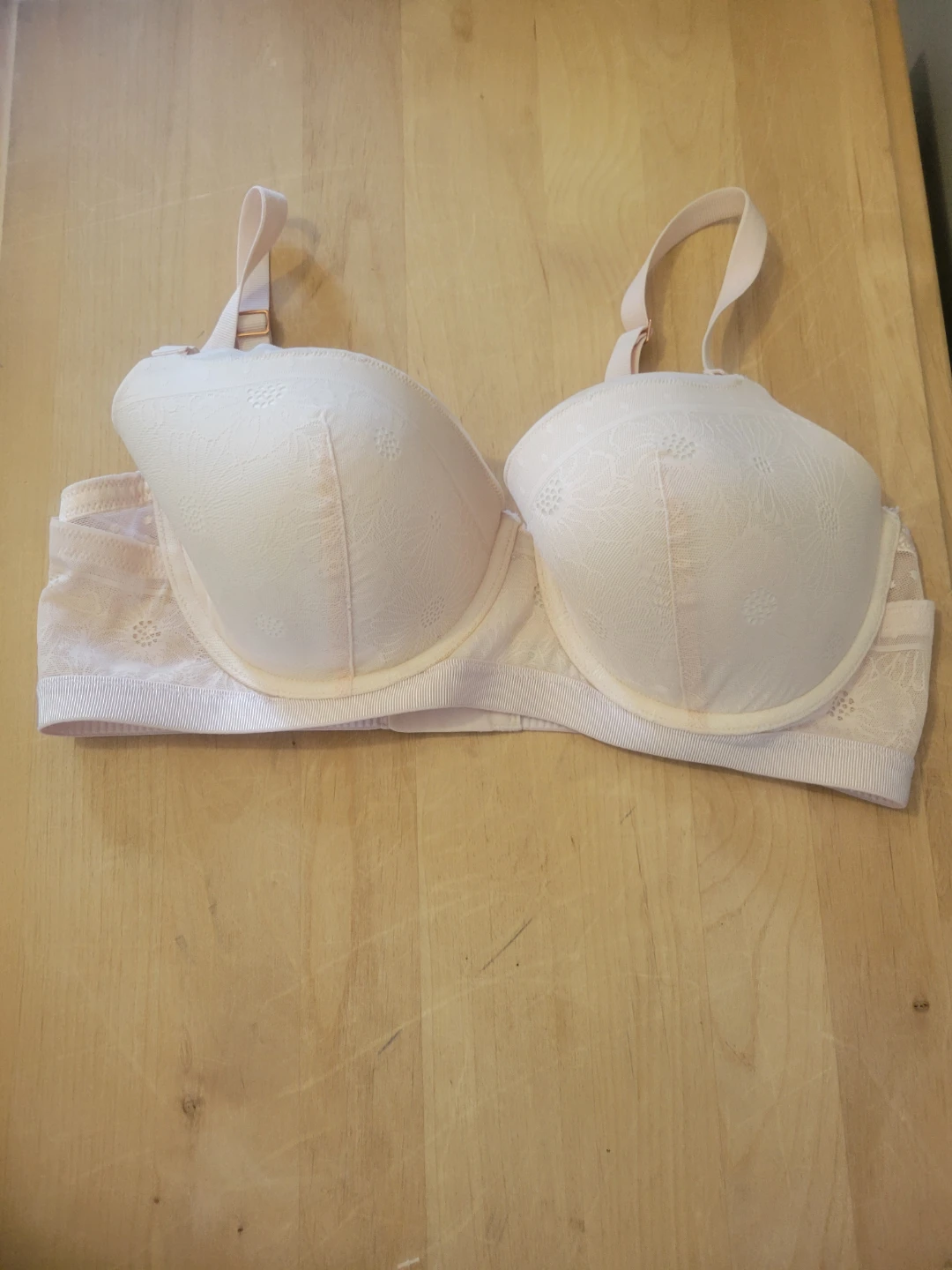 Lacy Aerie Bra 38C