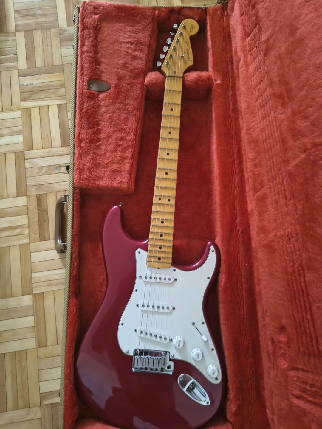 Fender Yngwie Malmsteen Stratocaster Electric Guitar