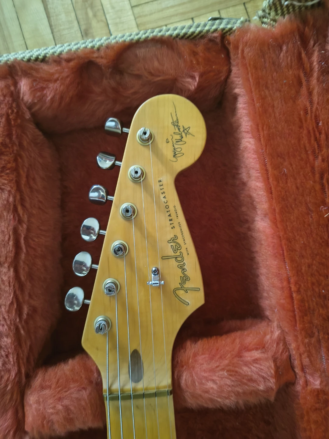 Fender Yngwie Malmsteen Stratocaster Electric Guitar - photo 2