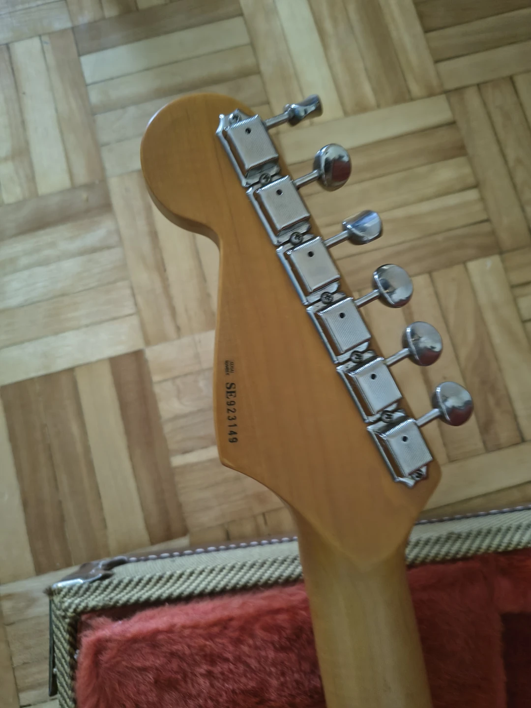 Fender Yngwie Malmsteen Stratocaster Electric Guitar - photo 4