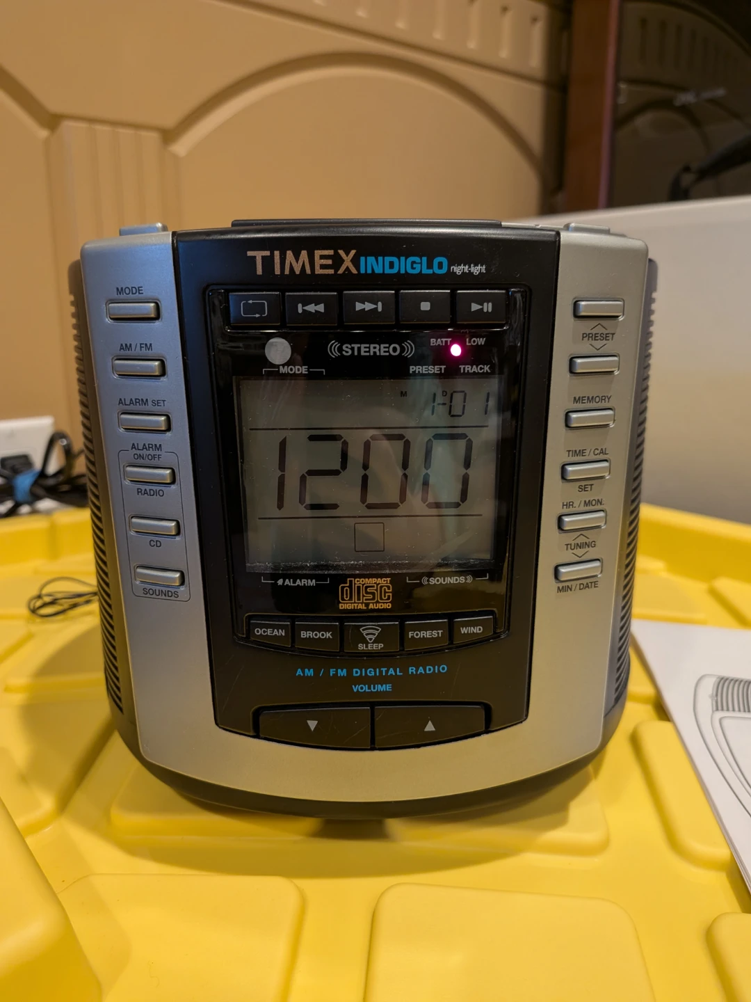 Timex INDIGLO Stereo CD Clock Radio