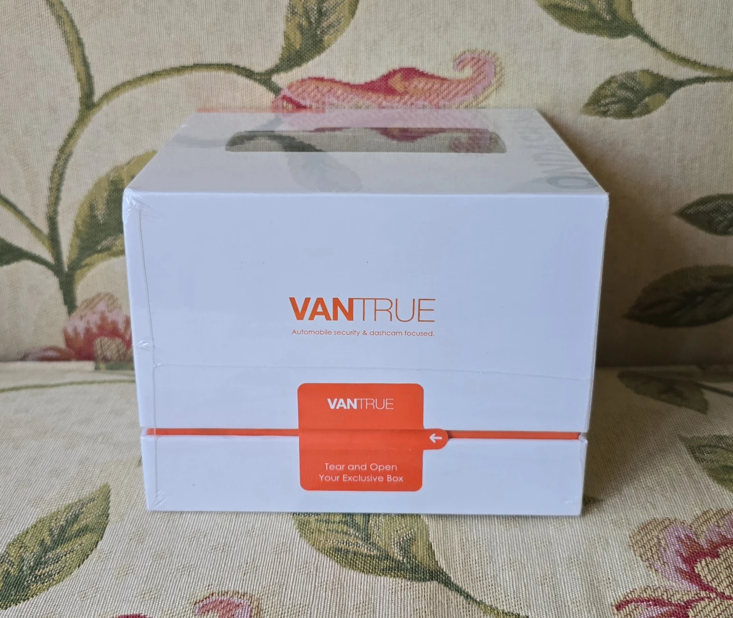 Vantrue OnDash N4 3-Channel Dash Cam - NEW! - photo 4