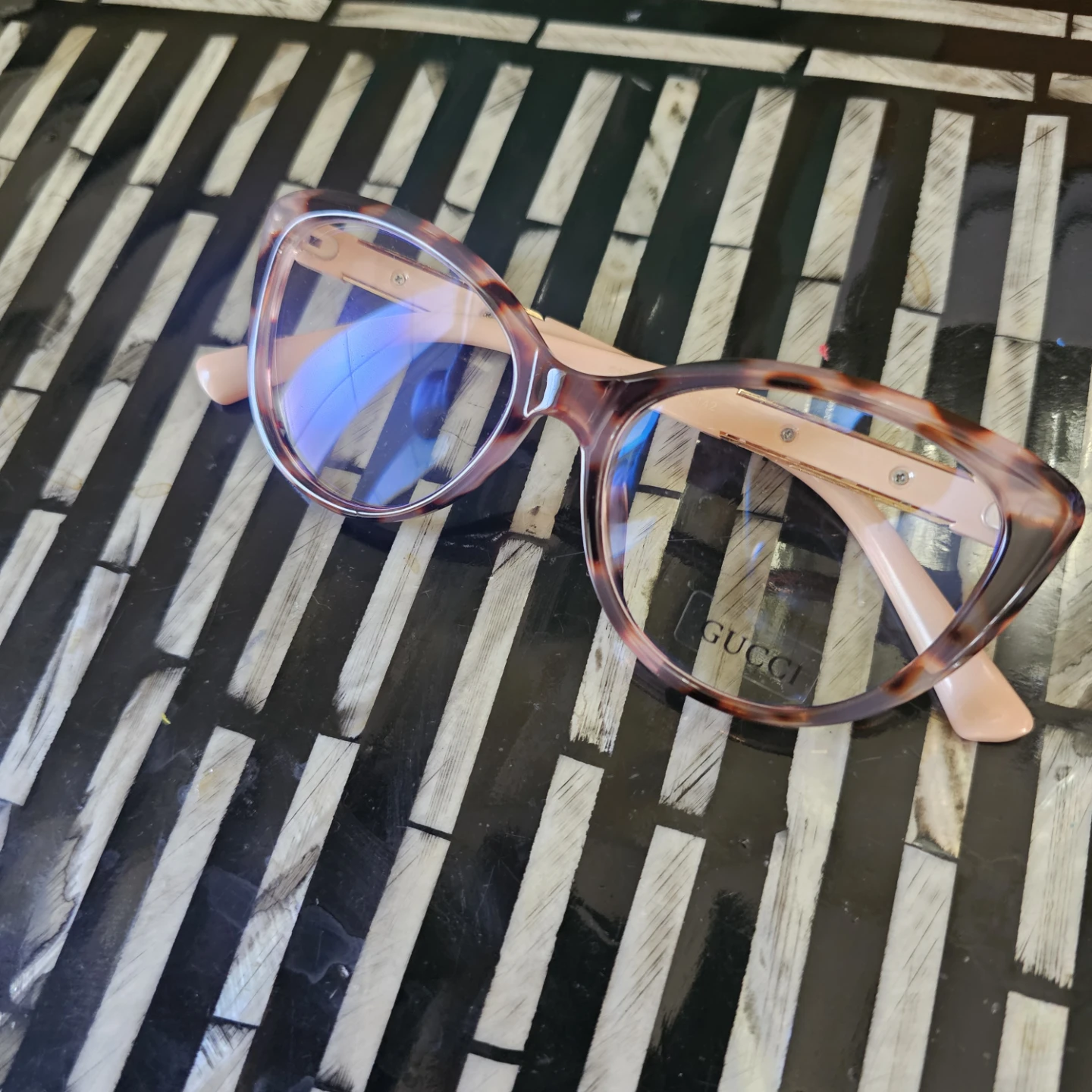 Gucci Women's Glasses - photo 3