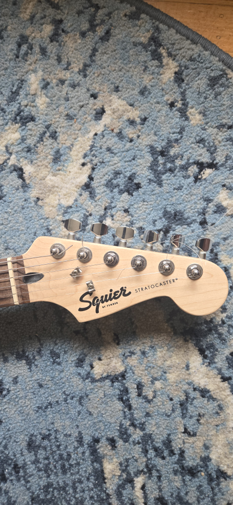 Squier Stratocaster Electric Guitar with Gig Bag - photo 3