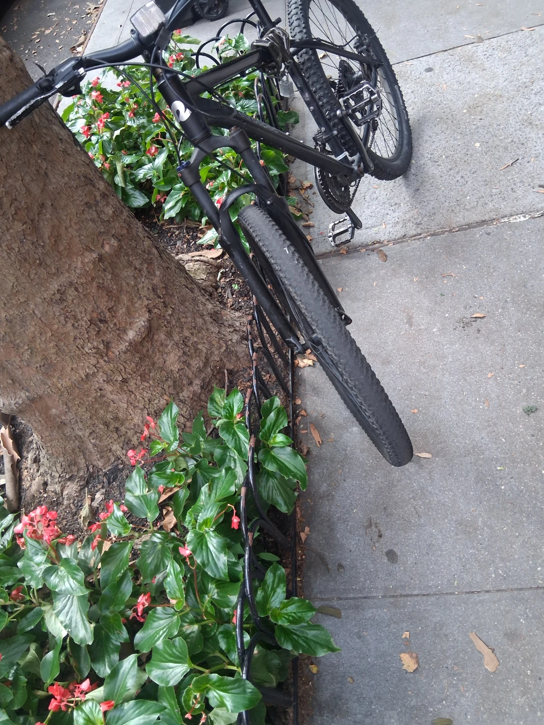 Retrospec Ascent 27.5" Mountain Bike