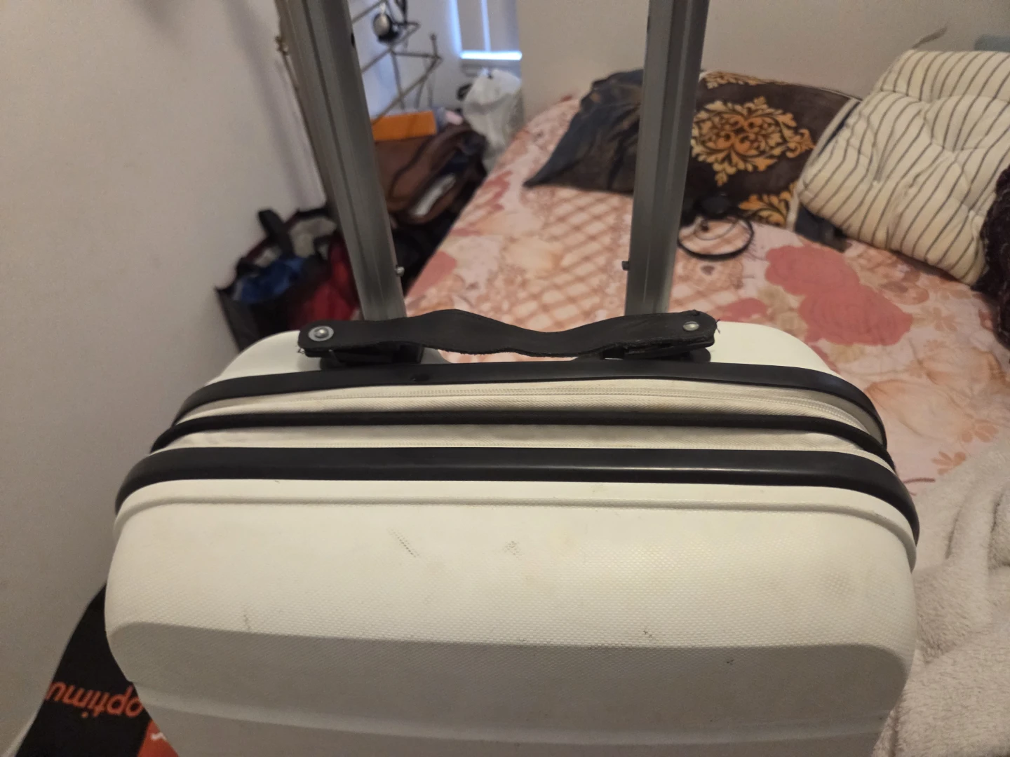 Samsonite White Hardside Spinner Suitcase - photo 5