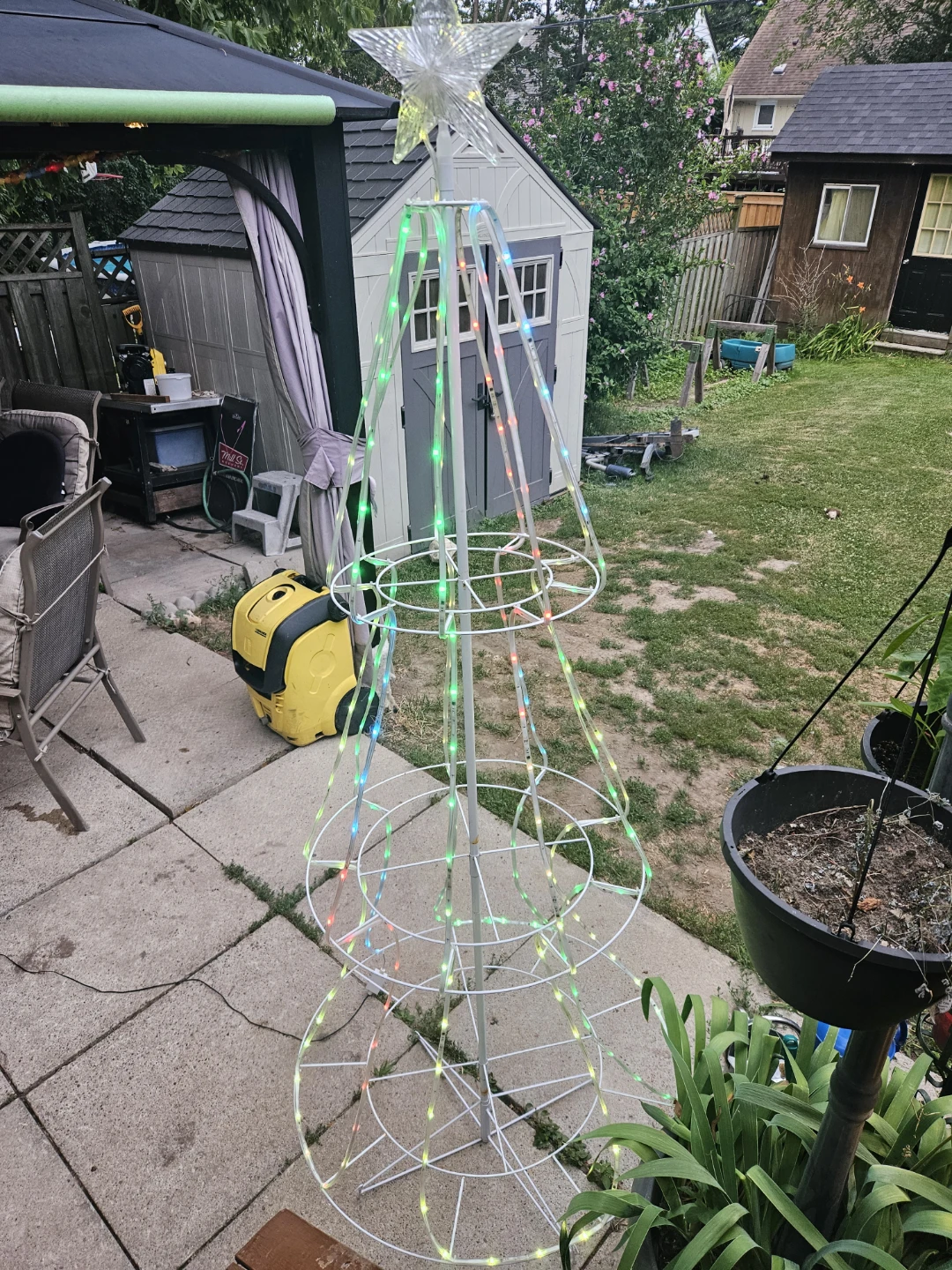 Outdoor LED Christmas Tree Light Display - photo 3