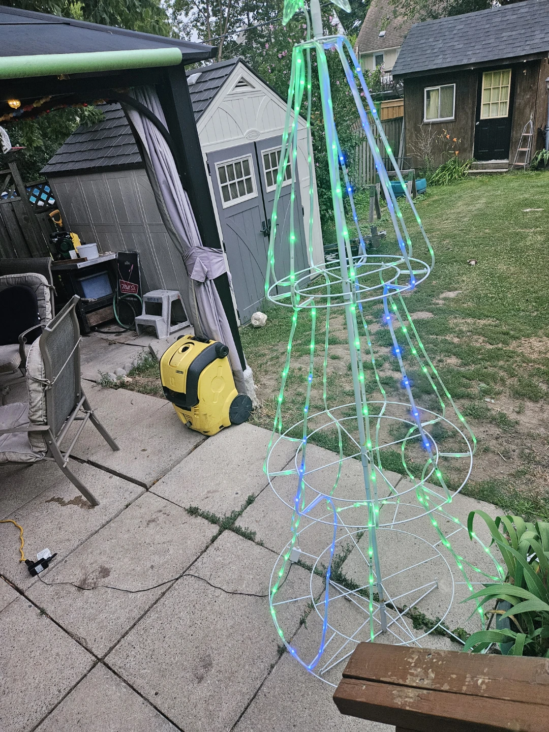 Outdoor LED Christmas Tree Light Display - photo 4
