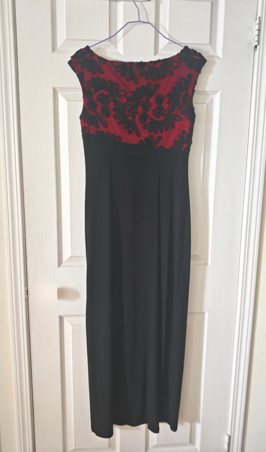Black and Red Lace Formal Dress
