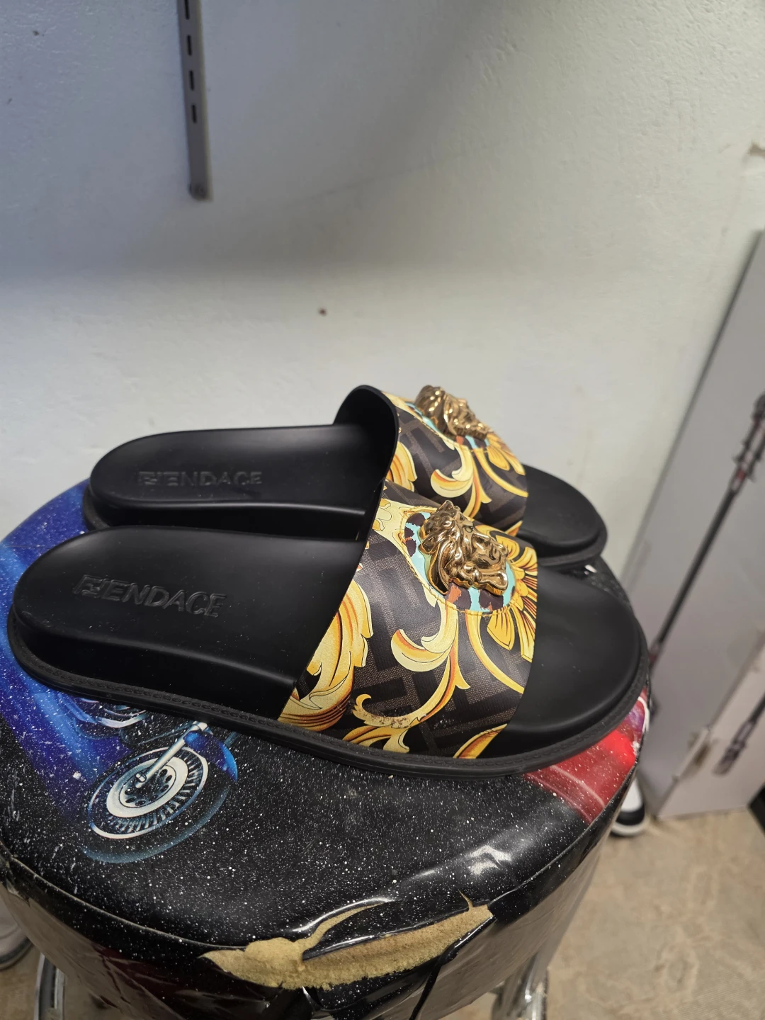 Authentic 9.5 Fendi Versace collaboration Slides - photo 2
