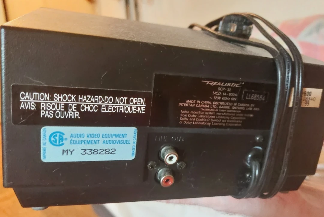 Realistic SCP-32 Stereo Cassette Tape Player  with auto reverse - photo 5