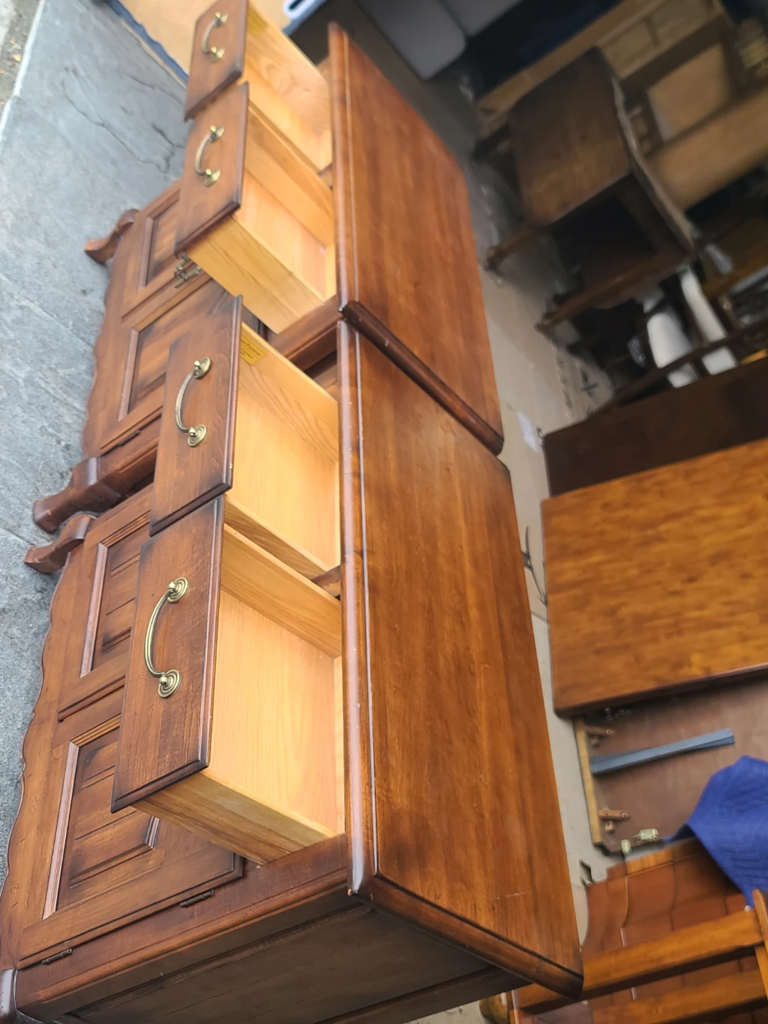 Durham Furniture Solid Wood Side Table - photo 2