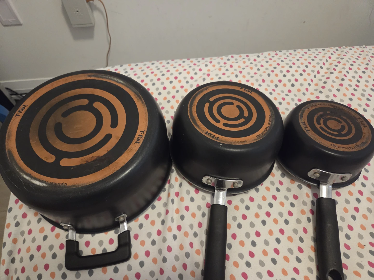 T-fal Pots and Saucepan Set - photo 3