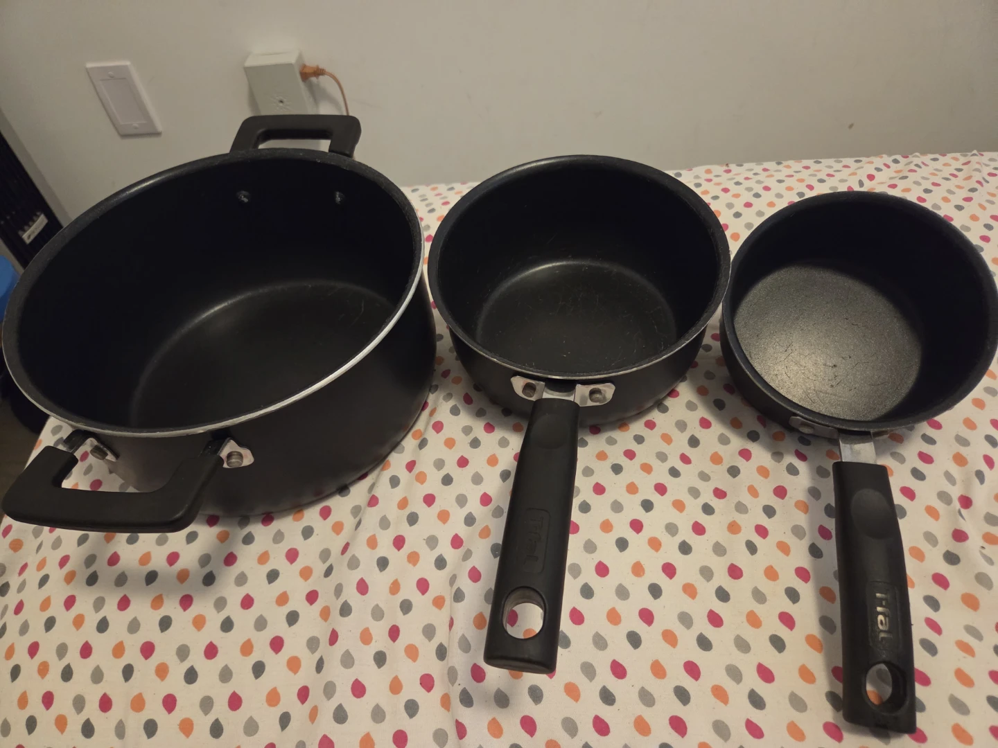 T-fal Pots and Saucepan Set - photo 5
