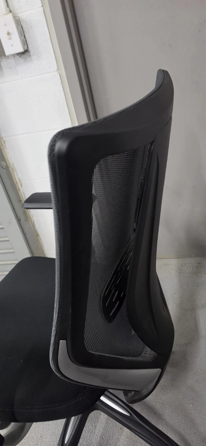 Black Ergonomic Office Chair with Mesh Back - photo 3