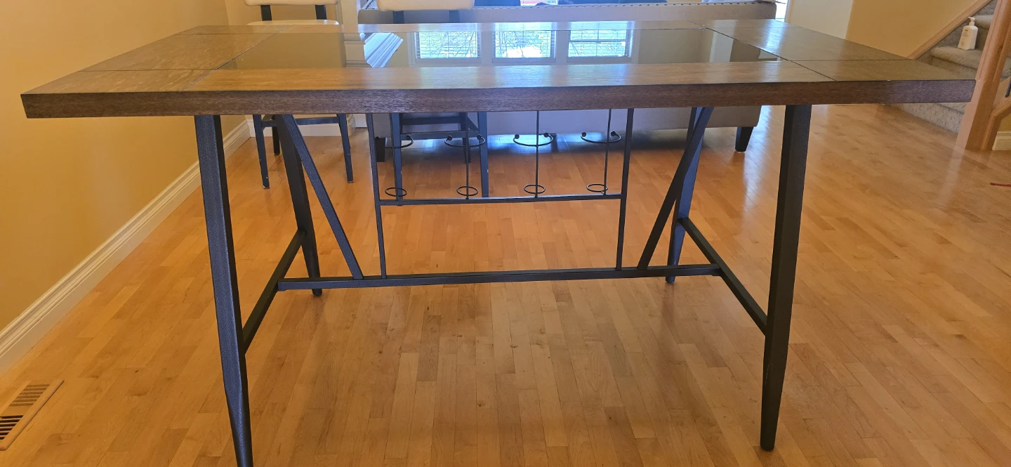 Wooden Wine Holder Dining Table with Glass Top