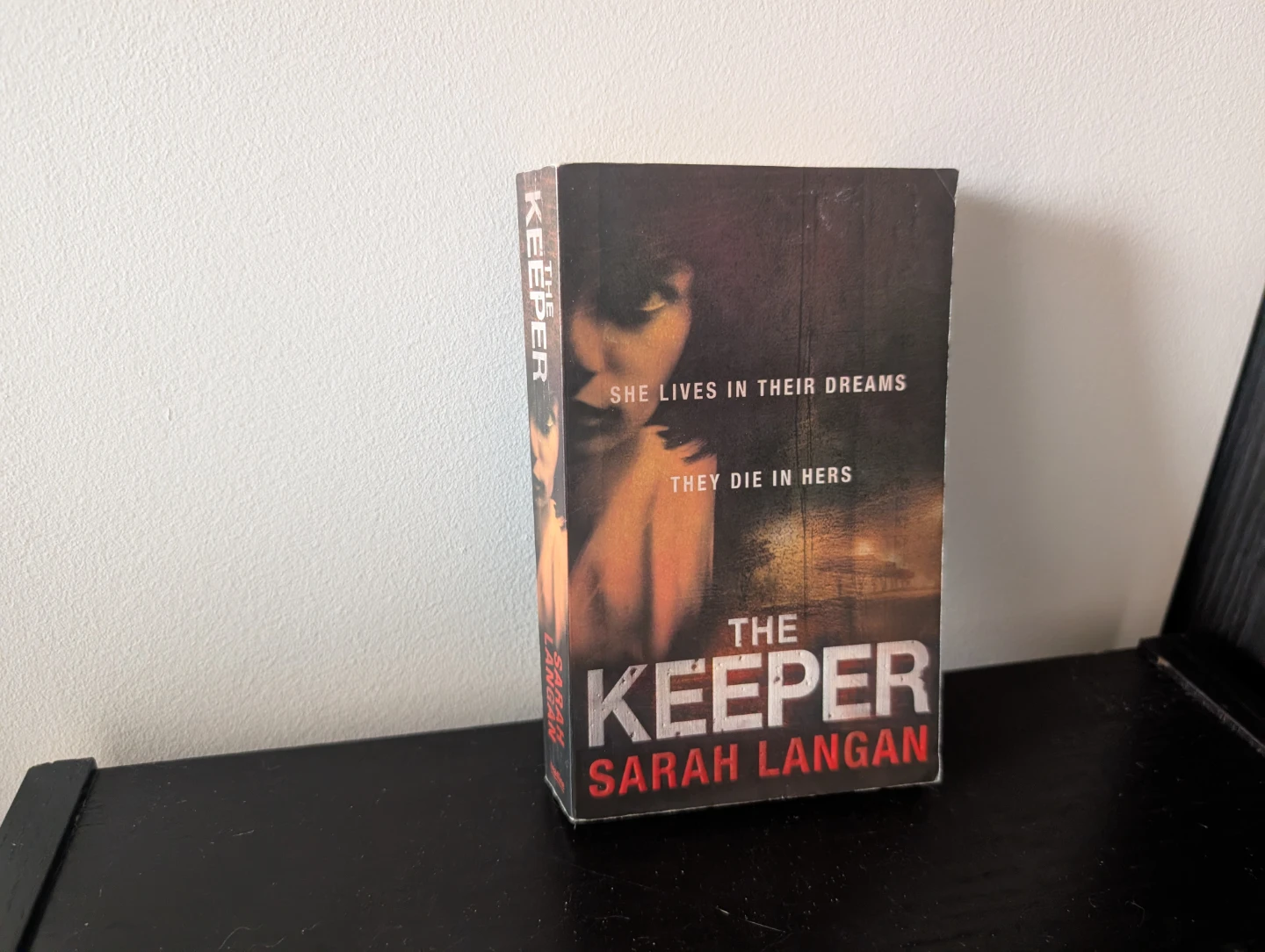 3 Thriller/Horror Novels