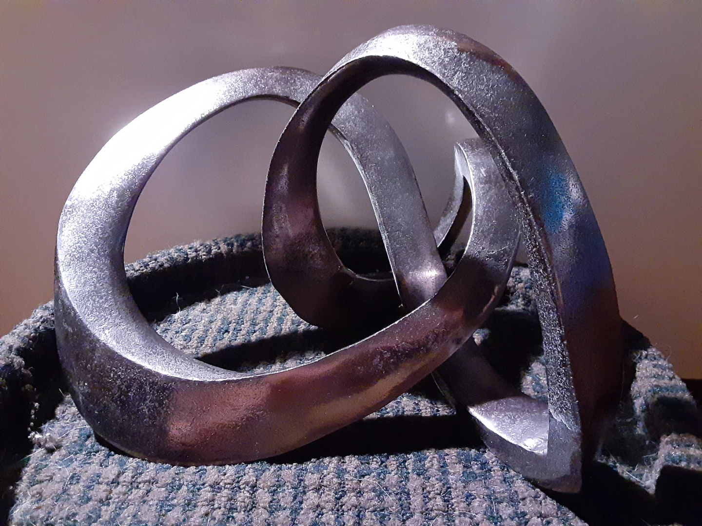 Abstract Ribbon Knot - Metal Sculpture