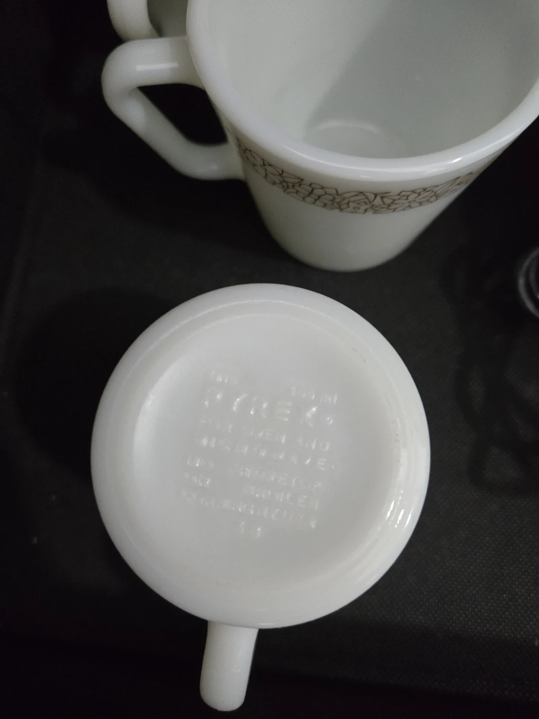 Pyrex White Milk Glass Mugs with Floral Design - Set of 4 - photo 2