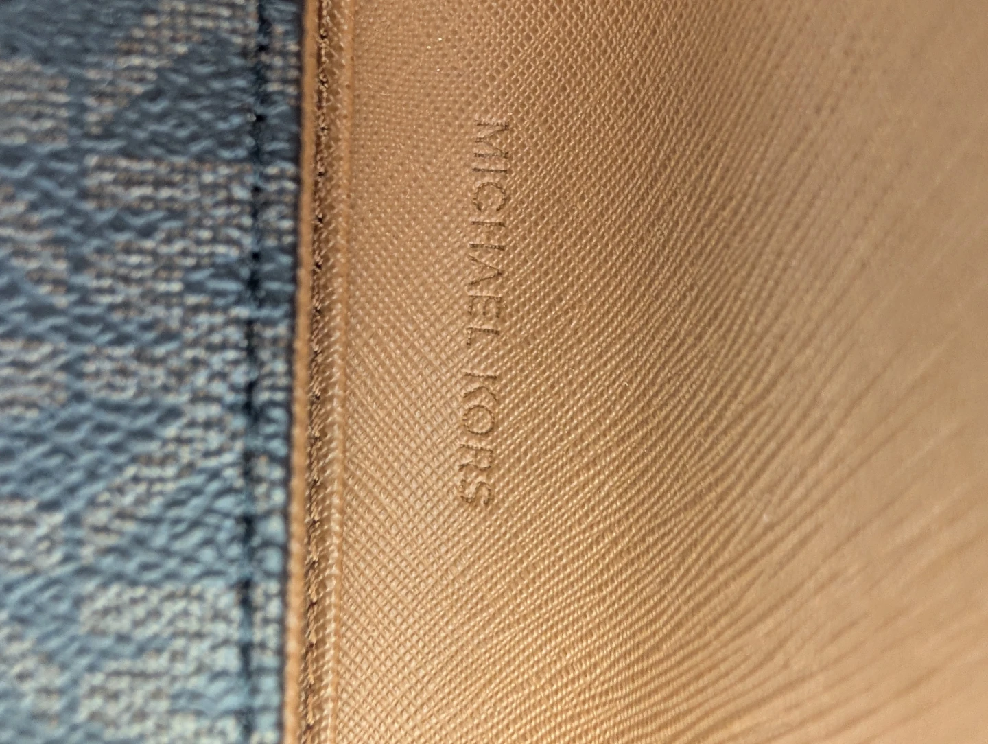 Michael Kors Wallet - photo 2