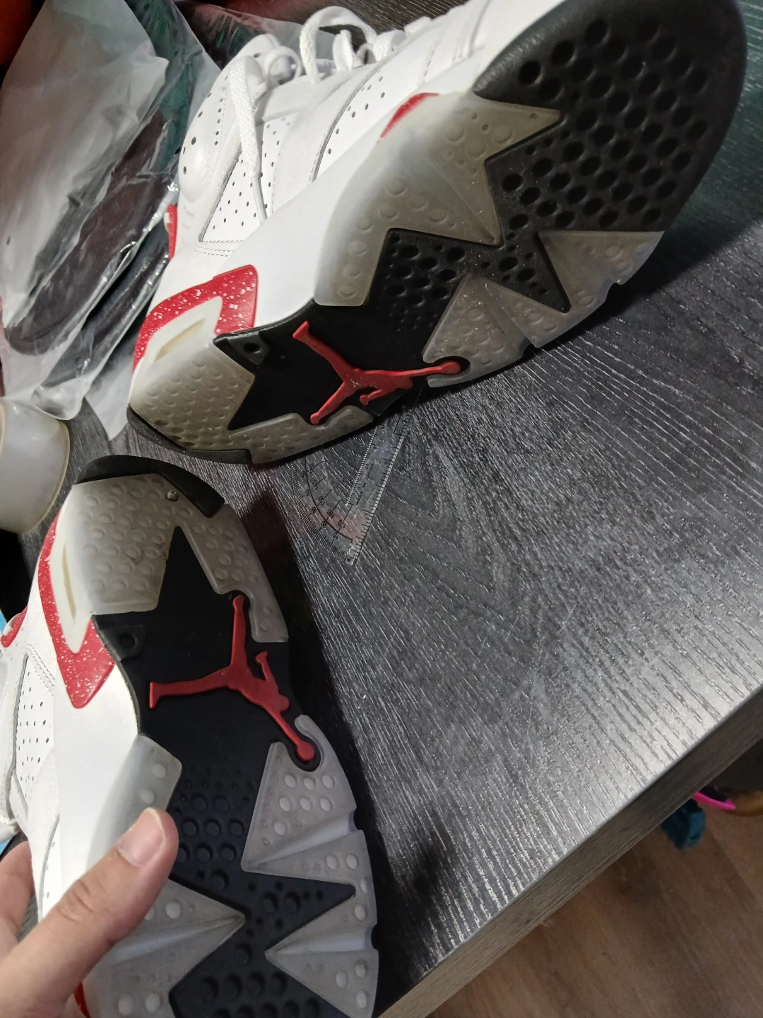 Air Jordan 6 Retro Sneakers - photo 4