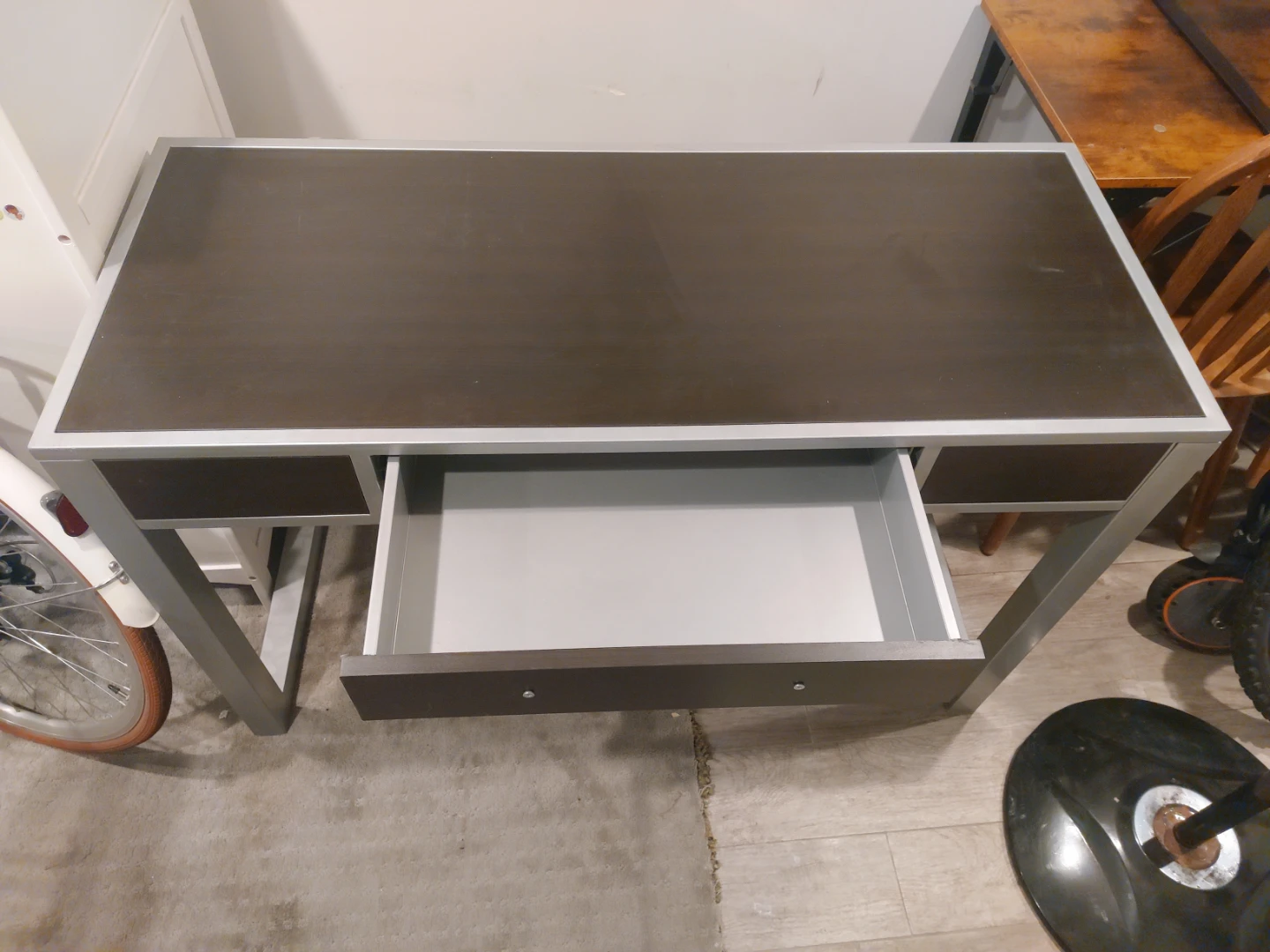 Modern Desk with Drawers - photo 3