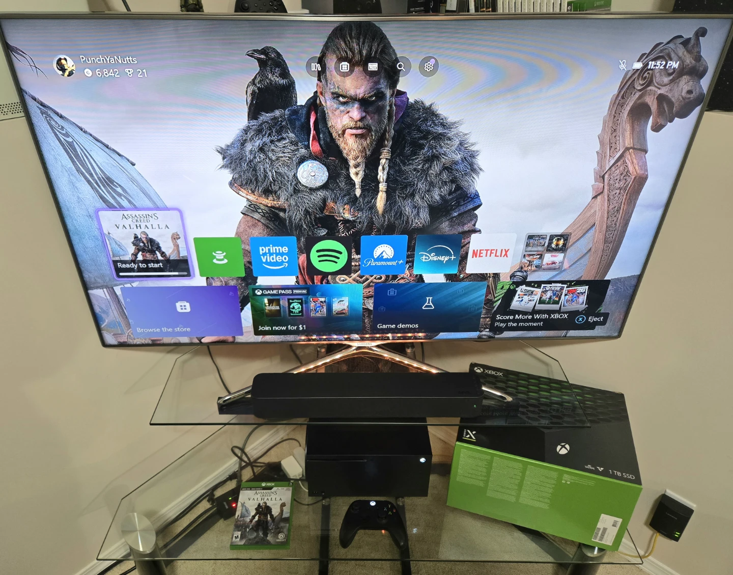 Xbox Series X 1TB Console / Assassin's Creed Valhalla - photo 2