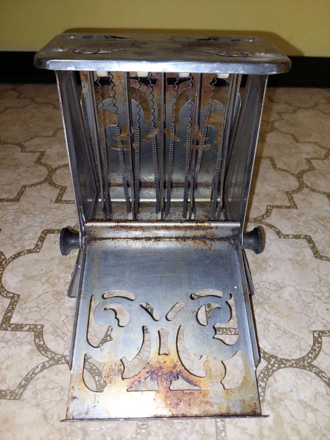 Vintage Antique Toaster - photo 3