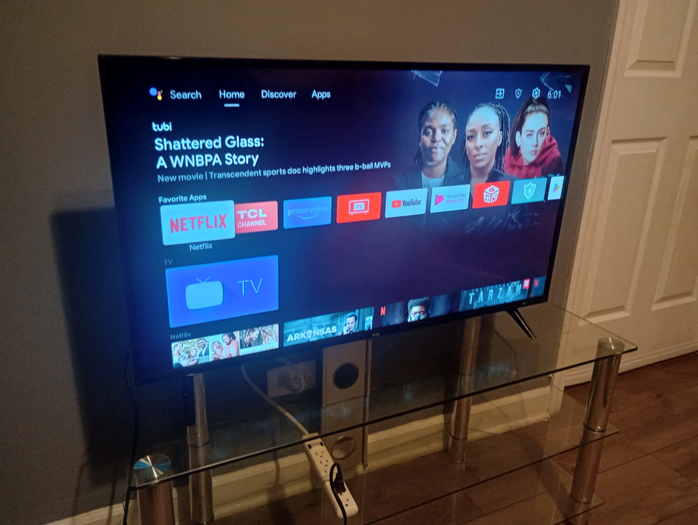 TCL Android TV - photo 2