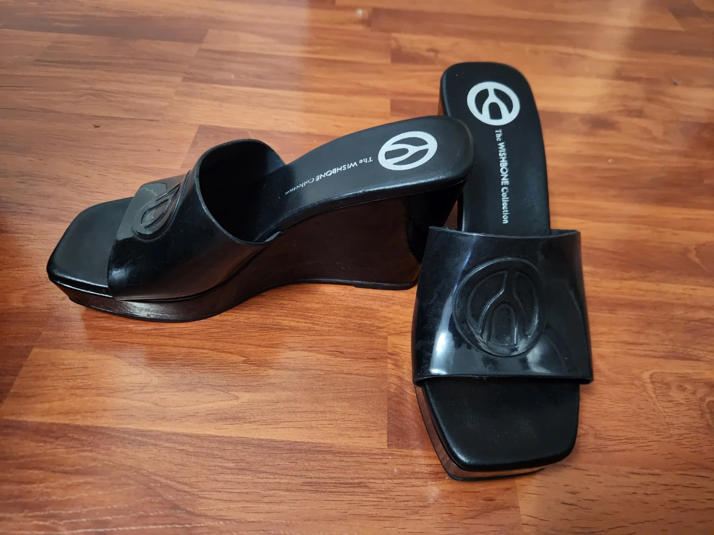 Black Wedge Sandals The Wishbone Collection - photo 3