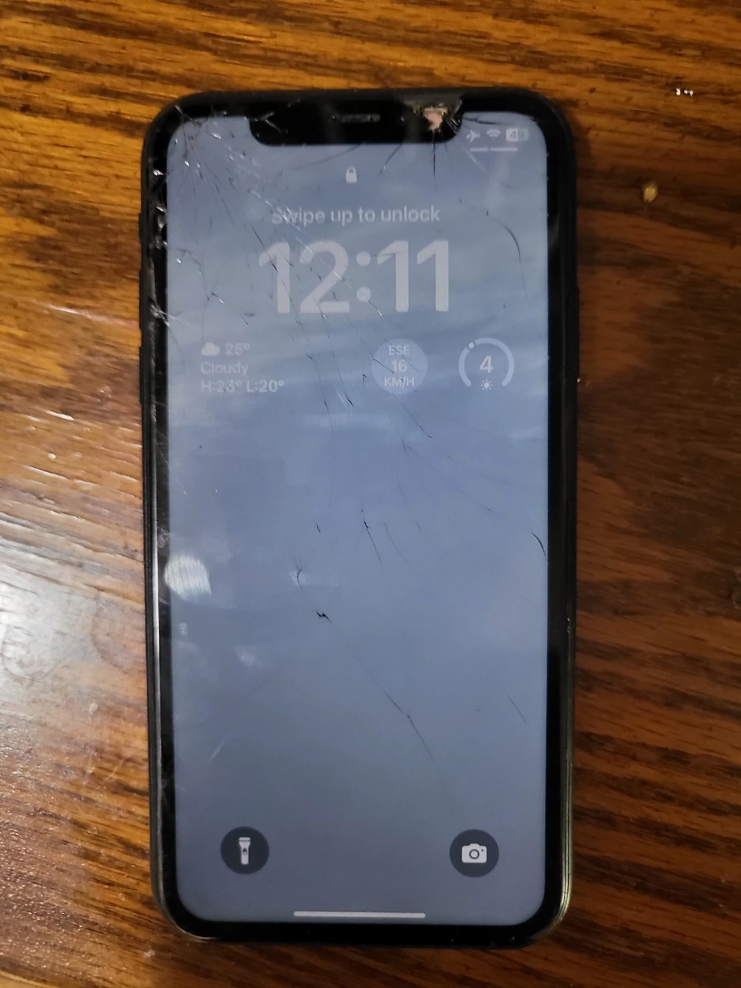 iPhone XR NEED GONE - photo 4