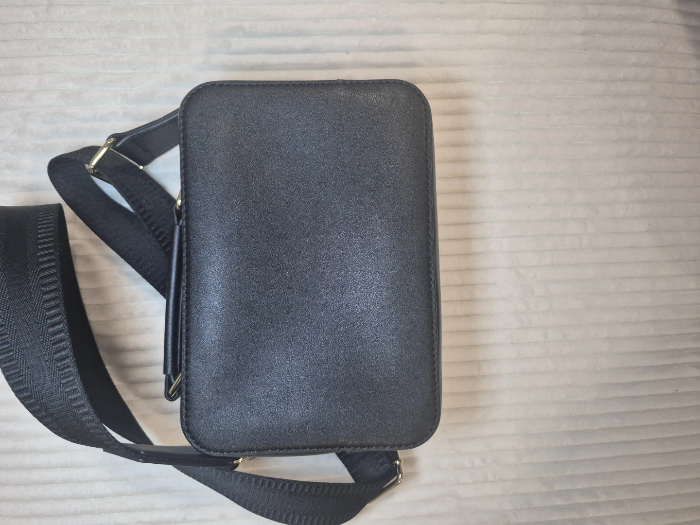 Tommy Hilfiger Black Crossbody Bag - photo 4