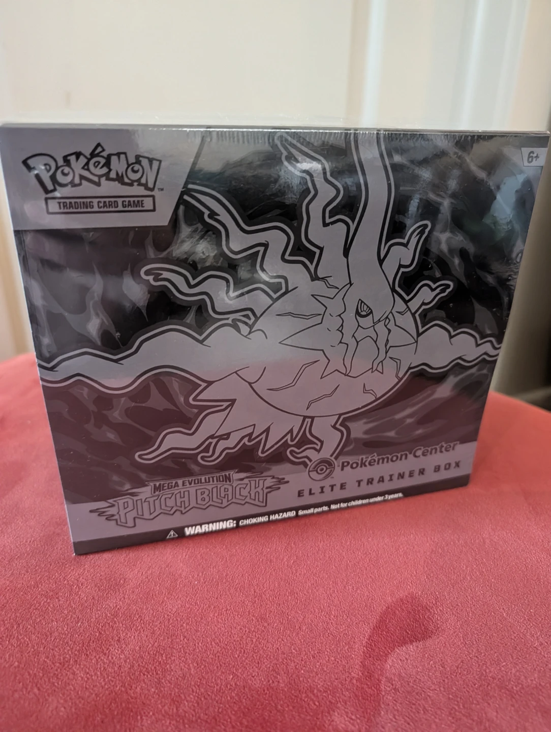 EARLY ACCESS: Pokemon Center Exclusive TCG Pitch Black ETB