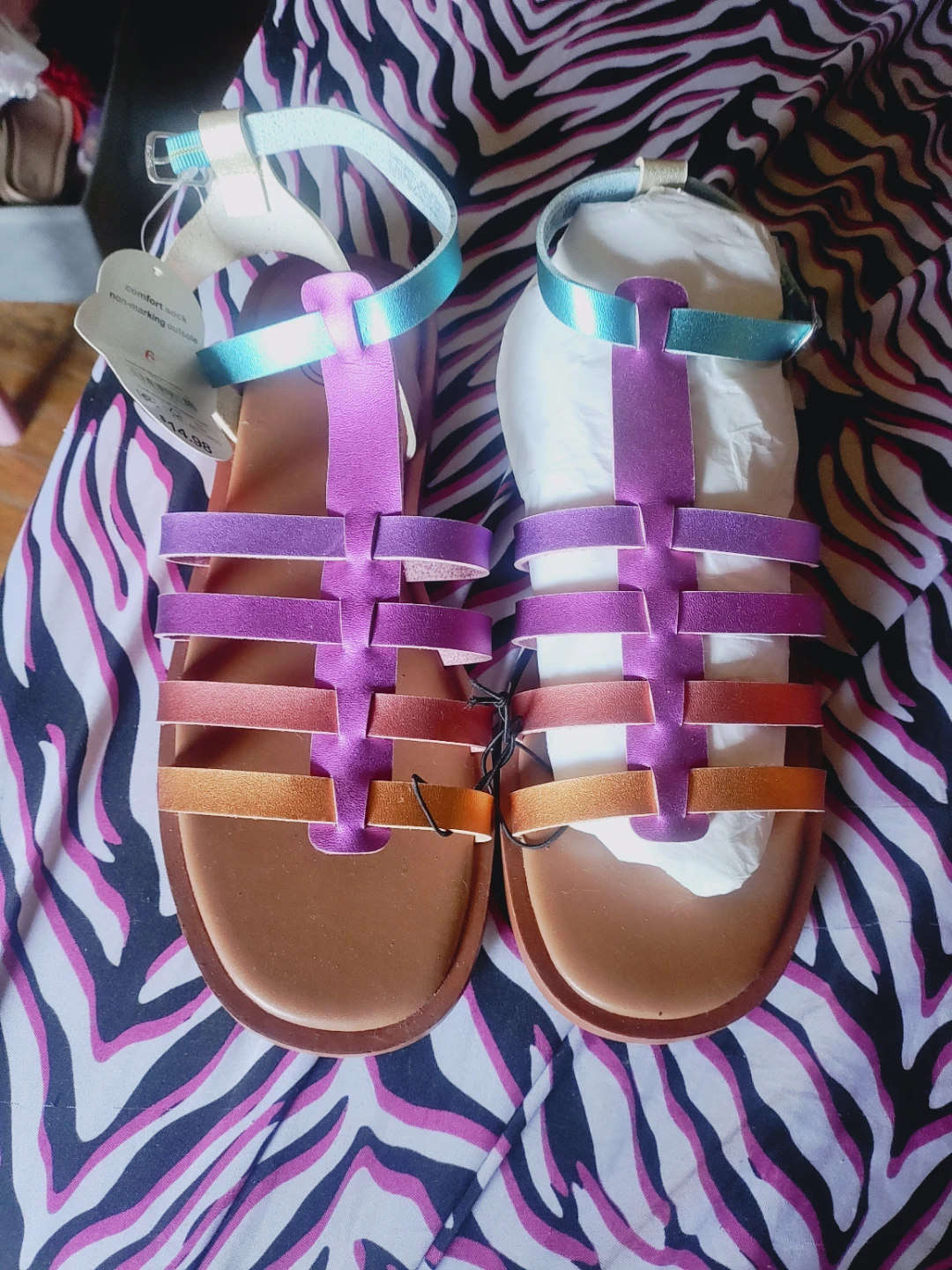 Big Girls Multi color Sandals Size 6
