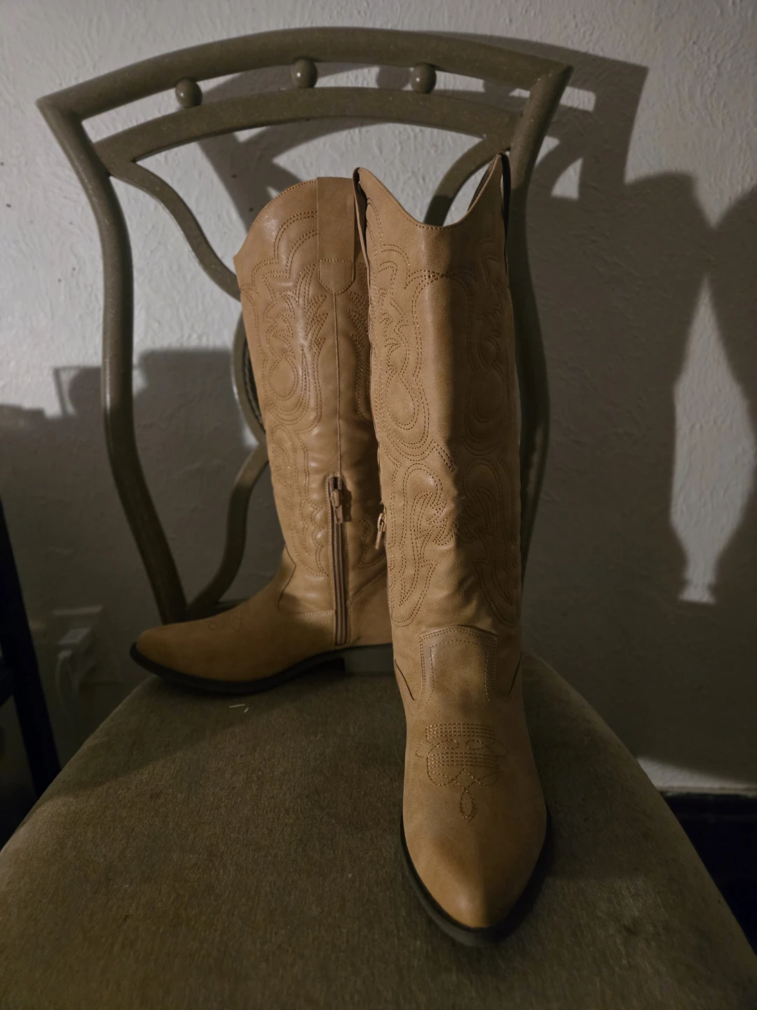 Ladies cowgirl boots size 9 - photo 2